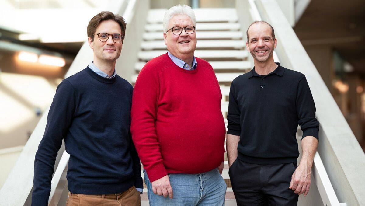 Josef „Sepp“ Hochreiter (Mitte) und seine Investoren Felix Neusser von Pierer Innovation (links) und Albert Ortig von Netural X.