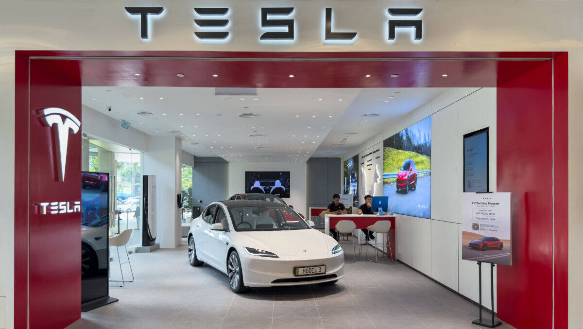 Tesla: In KI-Dialogen sichtbarer als alle anderen Fahrzeugproduzenten.