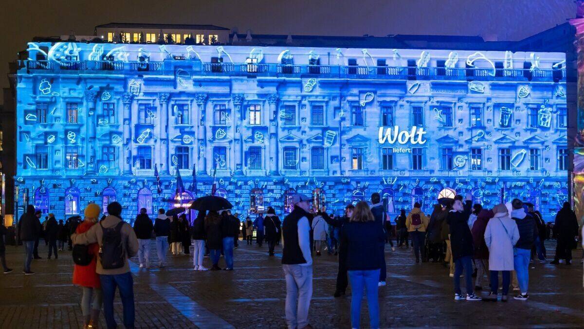 Wolt-Installation beim Festival of Lights in Berlin.