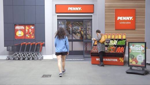 Fast wie im richtigen Leben: Penny wird zum „Product Place to be“ in der RTL-Dauersoap „Unter uns“.