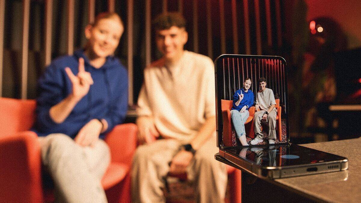 Levent Geiger, Cindy Klink und das Samsung Galaxy Z Flip5