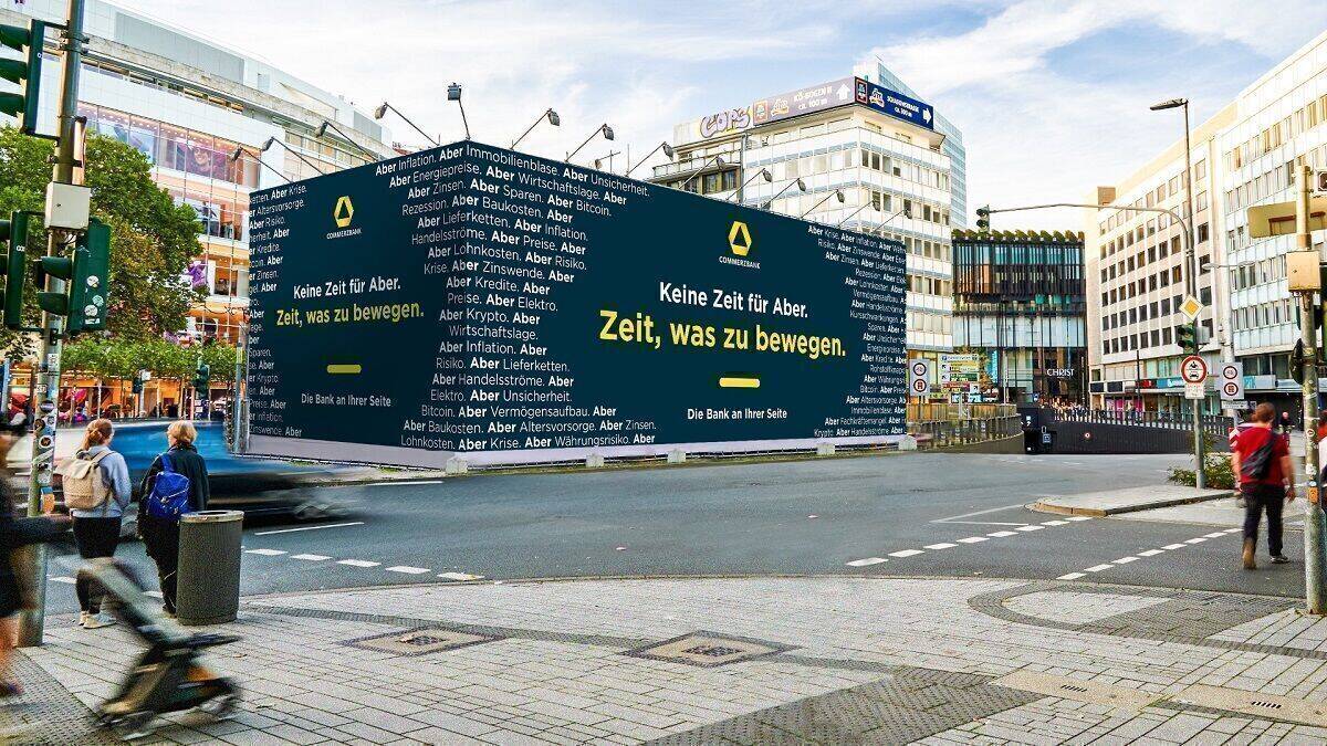 Neue Markenkampagne der Commerzbank in Düsseldorf