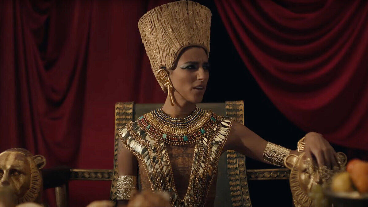Kleopatra soll kein Fleisch mehr essen? Da ist die Alt-Ägypterin erstmal skeptisch.