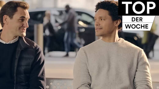 Unfreiwillige Bahnfahrt: Roger Federer und Trevor Noah.