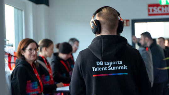 Bild: DB will Gamer als Azubis und setzt auf LAN-Partys und Esports