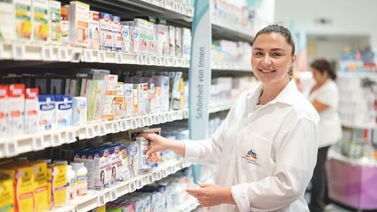 Bild: Dm: Warum der Schritt von der Drogerie zur Health-Brand strategisch klug ist