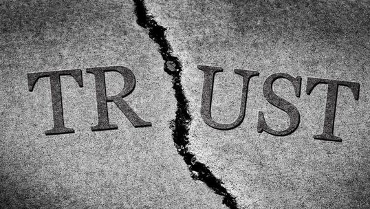 Bild: Edelman Trust Barometer 2026: Wenn Vertrauen nur noch im eigenen Kreis entsteht