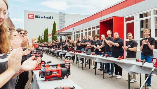 Bild: Einhell Brand-Marketing-Chef Daniel Ritt: "Ein Weltrekord ist mehr als eine Kampagne"