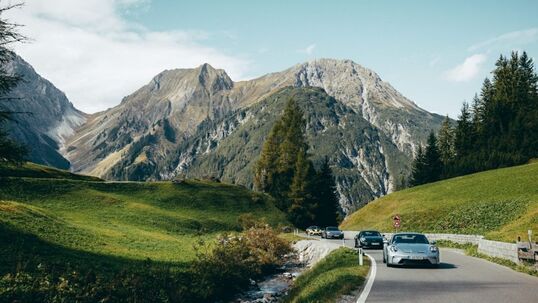 Bild: Kleines Budget, große Leidenschaft: Porsche beschleunigt von Null auf 41 Millionen Kontakte