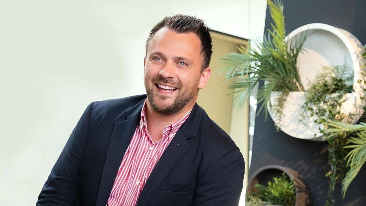 „Silos sind Machtdomänen: Marketing endet bei der Lead-Übergabe“, sagt Gastautor Daniel Palm, CMO von Sunzinet.