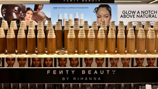 Bild: Mehr als Kosmetik: Wie Marken die Beauty-Wünsche der Gen Z erfüllen