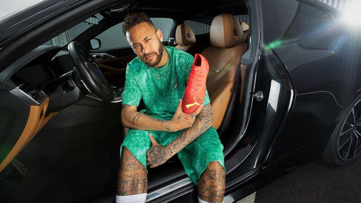 Neymar Jr. wirbt für neue Fearless-Kollektion.