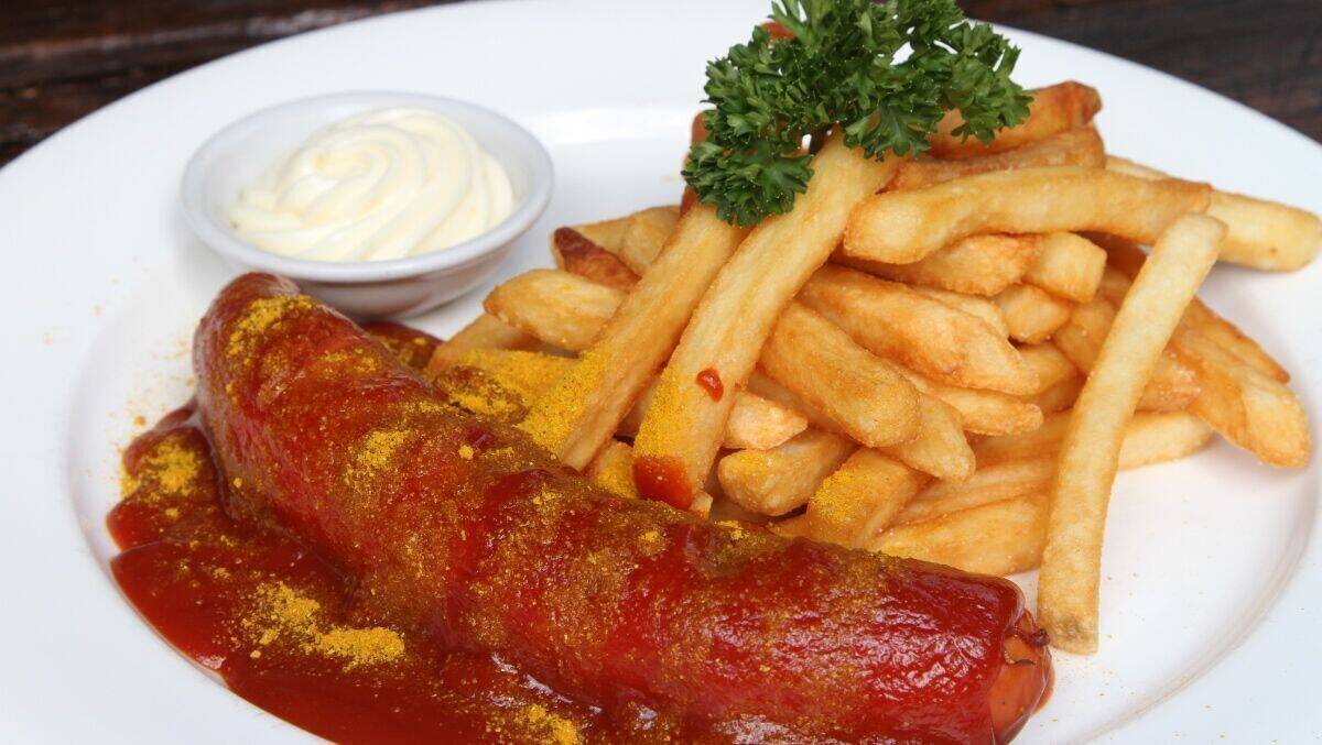 In den deutschen Kantinen liegt die Currywurst nicht mehr vorn.