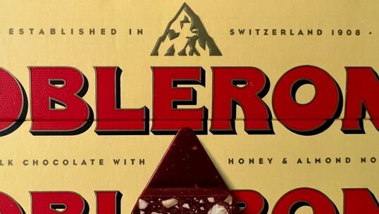 Bild: Ohne Matterhorn: So sieht die neue Toblerone aus