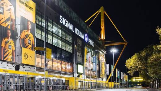 Seit 205 heißt das einstige Westfalenstadion "Signal Iduna Park"