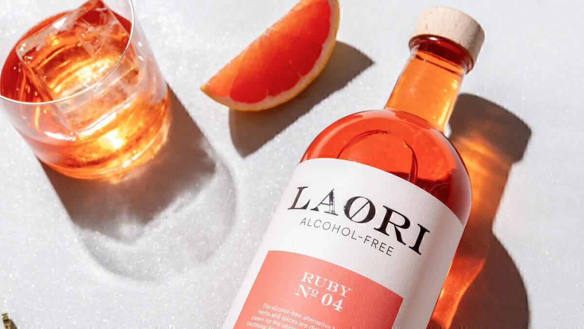 Aperol Spritz ist ein absolutes Trendgetränk im Sommer. Doch mit dem Trend zu Healthy Living verändert sich auch das Bewusstsein um den Alkoholkonsum. 