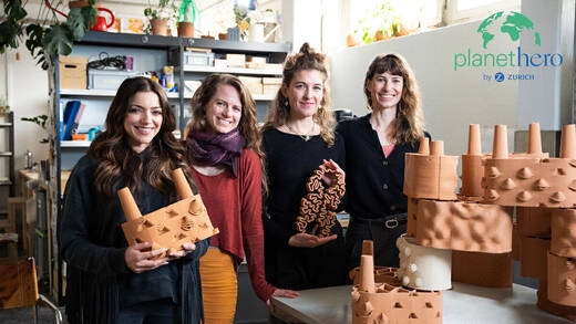 V.l.n.r.: Anne Menden und die Rrreefs-Gründerinnen Hanna Kuhfuss, Marie Griesmar und Dr. Ulrike Pfreundt.