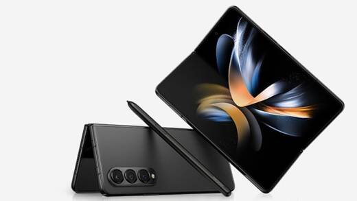 Das neue Samsung Galaxy Z Fold 4 ähnelt einem Mini-Tablet.