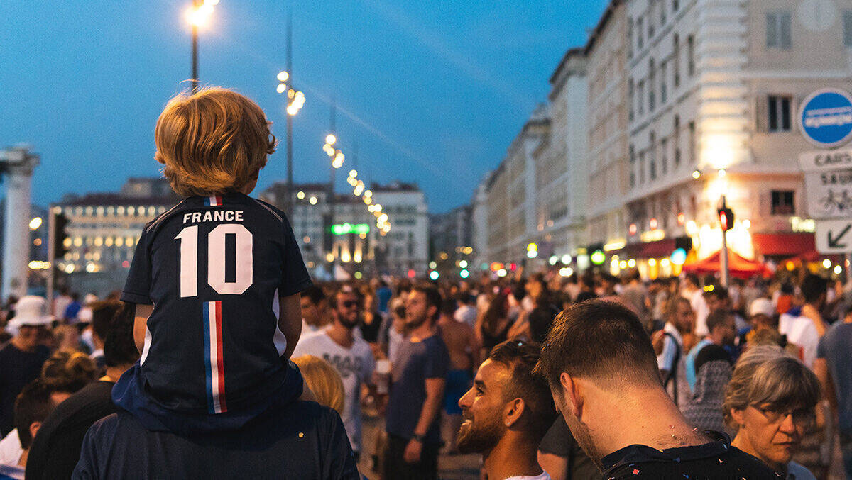 La France s'attaque résolument aux anglicismes superflus.