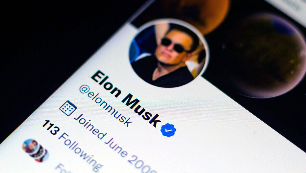 Elon Musk regiert bei Twitter immer ungenierter durch.