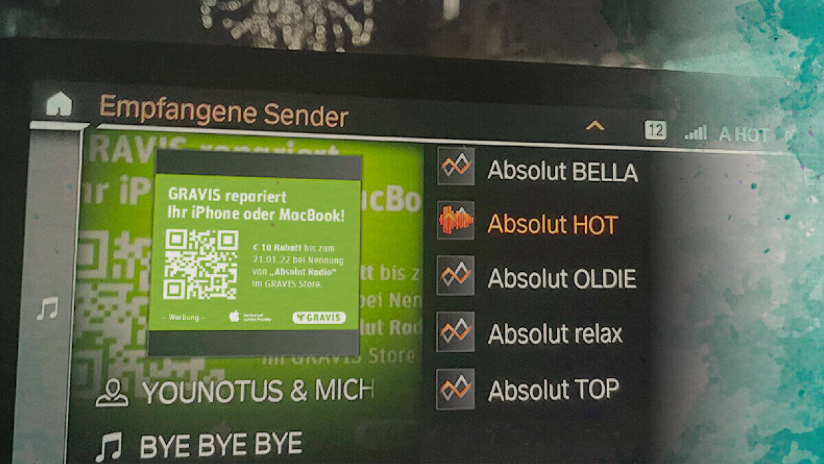 Gravis: Der QR-Code im Radiodisplay erleichtert die Kontaktaufnahme.