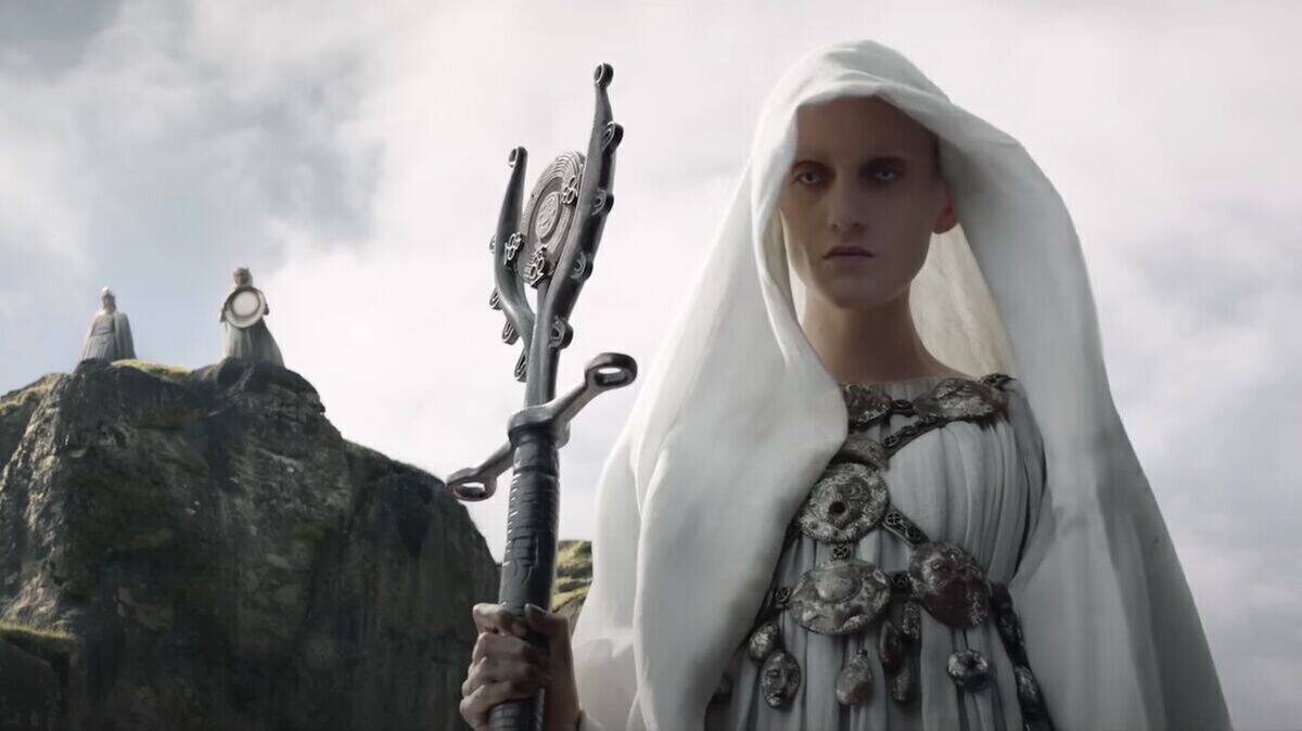 HBO Max und Amazon Prime liefern sich mit "House of Dragons" und "Herr der Ringe: Die Ringe der Macht" bald eine Fantasy-Serien-Schlacht.