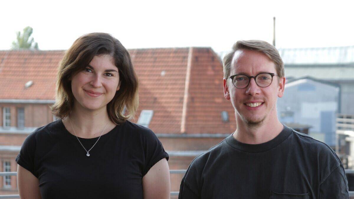 Dr. Yasmina Banaszczuk (r.) kommt von Tiktok zu Edelman und hat vielfältige Erfahrung vorzuweisen. Christian Anhut wird CCO bei der Agentur.