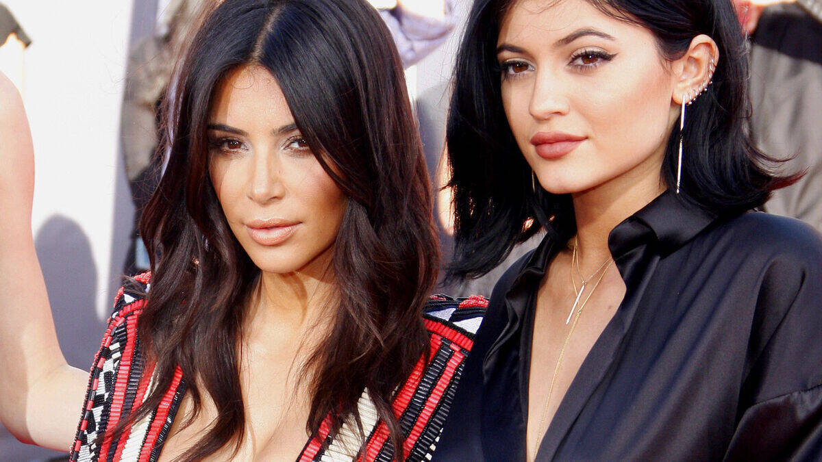 Kim Kardashian und ihre Schwester Kylie Jenner.