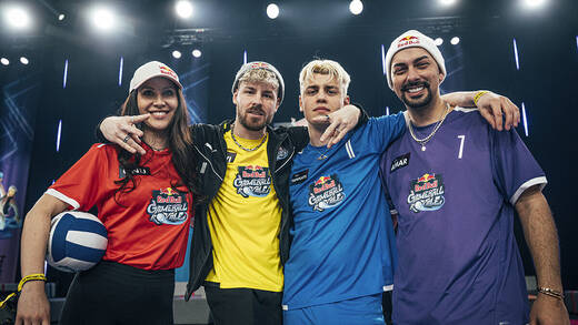 Die vier Red-Bull-Athleten (v.l.): Jasmin Gnu, Sebastian "Rewinside" Meyer, Kevin "Papaplatte" Teller und Amar "Amar" Al Naimi.