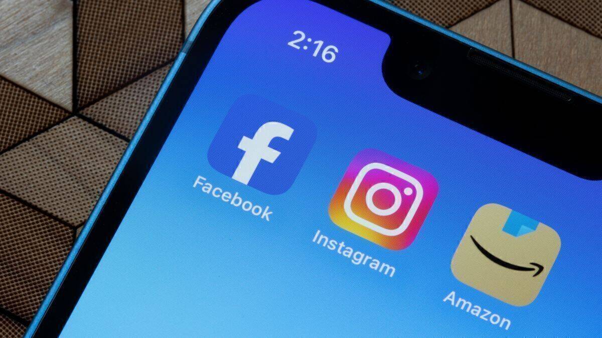 Mit Meta können Amazon-Kunden Produkte auf Facebook und Instagram kaufen, ohne die Apps zu verlassen.