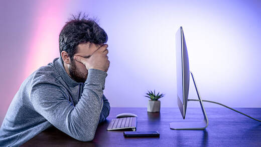Der PC nervt – und manchmal, wie hier im Bild, auch der Mac.