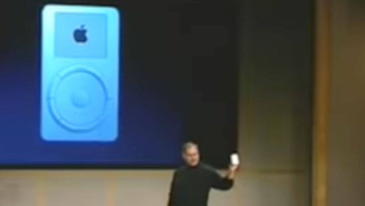 Nostalgie pur: Vor 22 Jahren präsentierte Steve Jobs den ersten iPod.