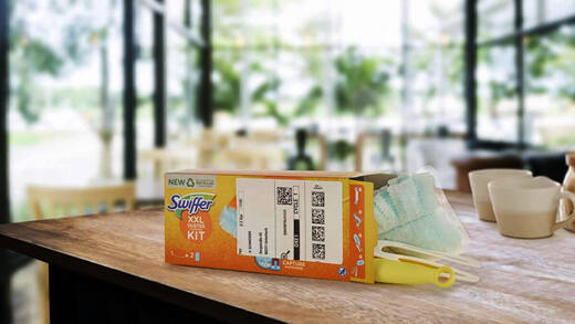 Der Swiffer ohne Amazon-Karton. Dagegen wirken aufwändige Verpackungen ziemlich angestaubt.