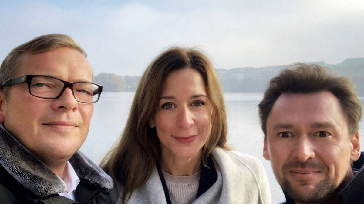 Achtung-CEO Mirko Kaminski, Babette Kemper und Achtung-CFO Thorsten Beckmann.