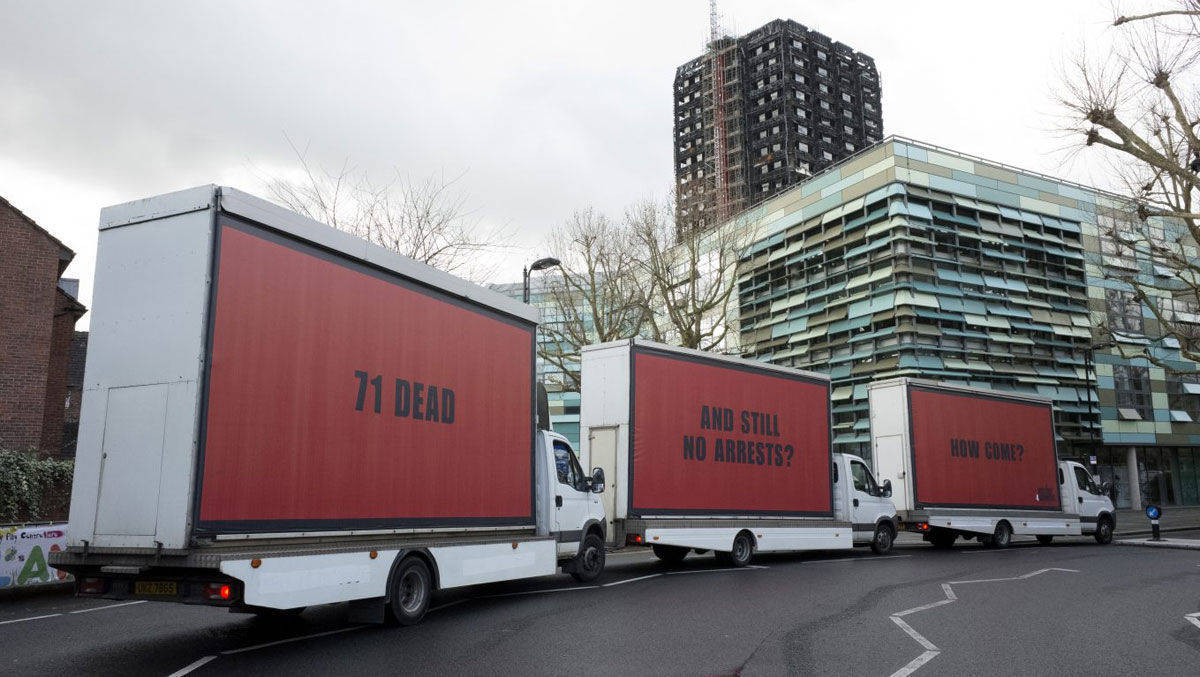 Wie im Film, aber leider echt: Plakatmotive machen öffentlich, dass der Grenfell-Brand nach acht Monaten noch immer keine Konsequenzen hat.