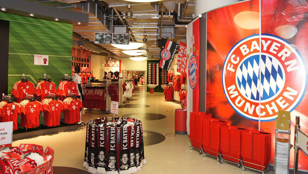 FC-Bayern-Fanshop in der Münchner Allianz-Arena.