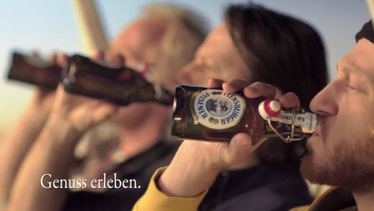 Szene aus einem Online-Spot von Flensburger.