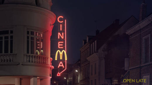Spätvorstellung? Hunger? Die Motive von TBWA Paris für McDonald's funktionieren in Sekundenbruchteilen.