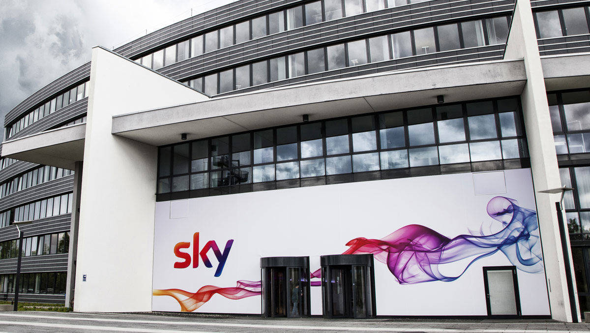Der Medienkonzern Sky (hier der Deutschlandsitz in Unterföhring bei München) hat sich für den Etathalter als neue Mediaagentur entschieden.
