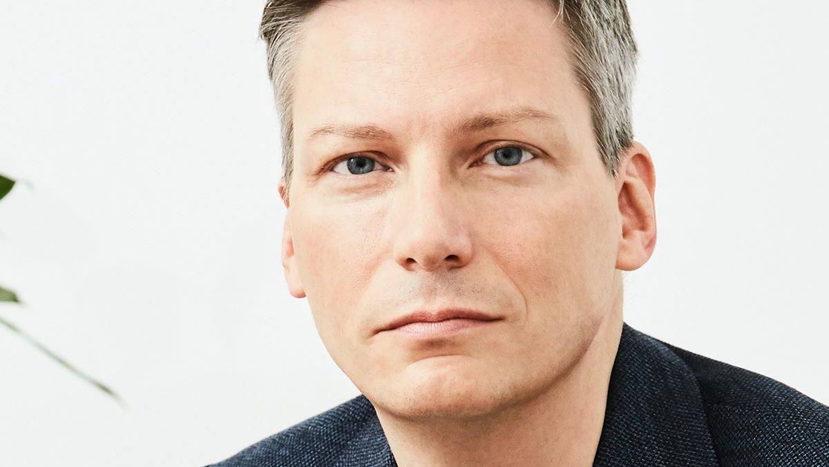 Lukas Cottrell hat für seine Agentur zuletzt die Deutsche Bahn gewonnen.