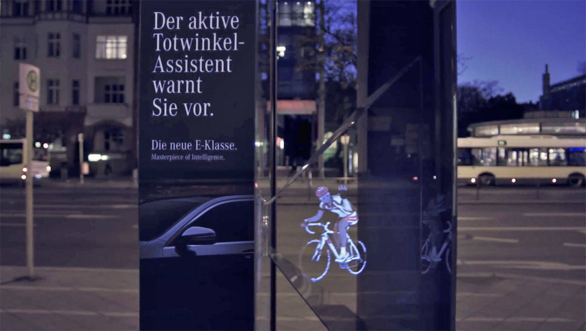 Plakadiva in Gold für die innovative Mercedes-Kampagne "Tod dem Toten Winkel" von Publicis Pixelpark.