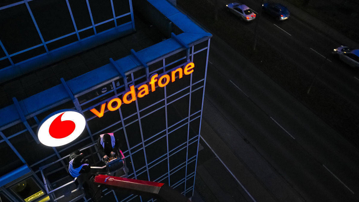 Das Vodafone-Logo ziert jetzt auch die ehemalige Unitymedia-Zentrale in Köln.