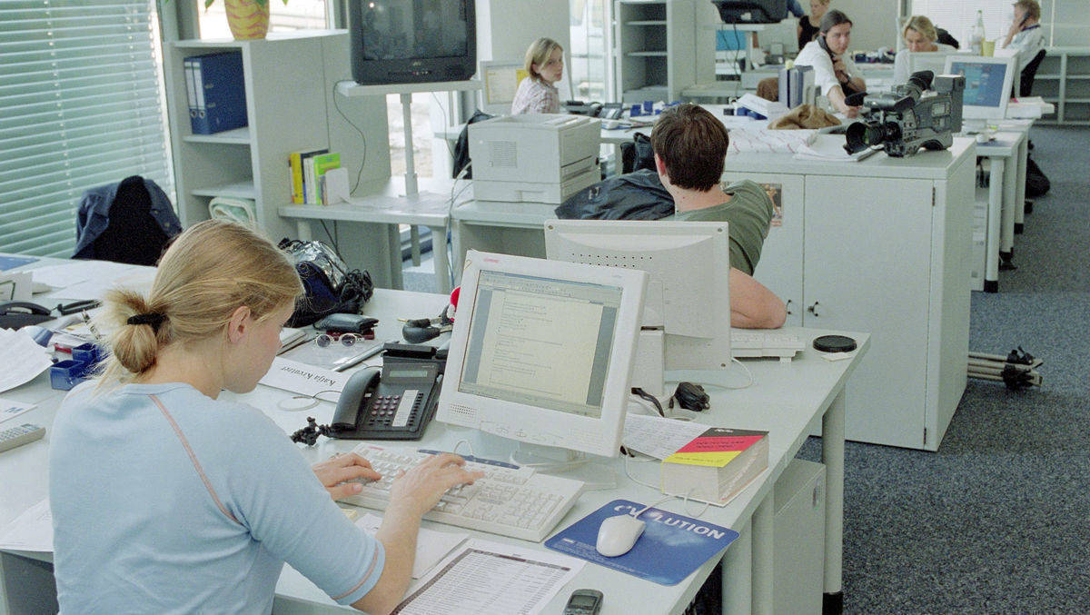 Journalisten konnten ihr Ansehen deutlich steigern - nicht so die Werber.