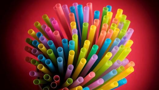Mach's gut, Plastik-Trinkhalm: WPP wirft Einwegartikel raus.