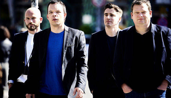 Felix Vogler, Reinhard Buschmann, Alexander Lang und Standortchef Hans Langguth (v.l.)
