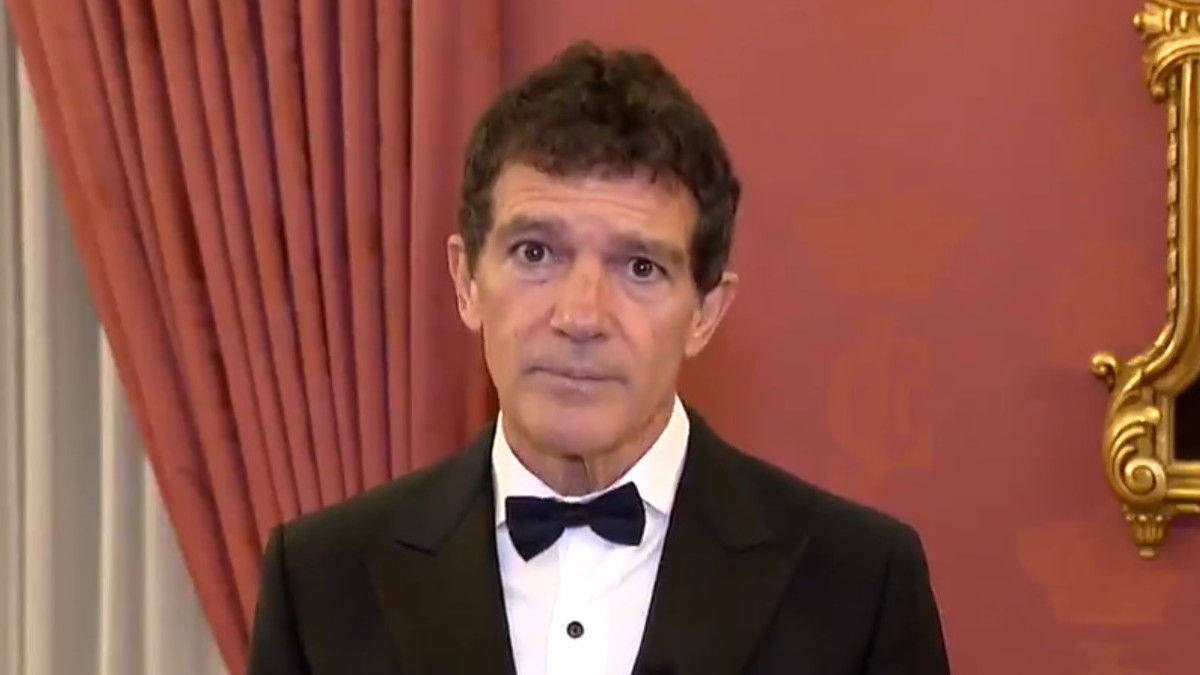 Schauspieler Antonio Banderas zeigt sich angesichts der Weltklimakrise besorgt.