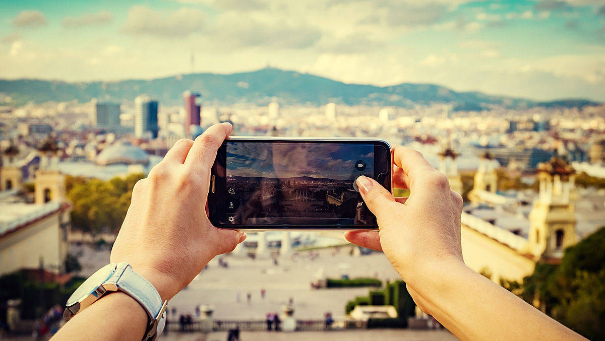 Sechs von zehn Nutzern haben laut Bitkom ein Smartphone, das maximal ein Jahr alt ist.