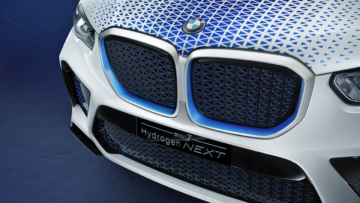 BMW liegt in den Social-Media-Kanälen vorn.
