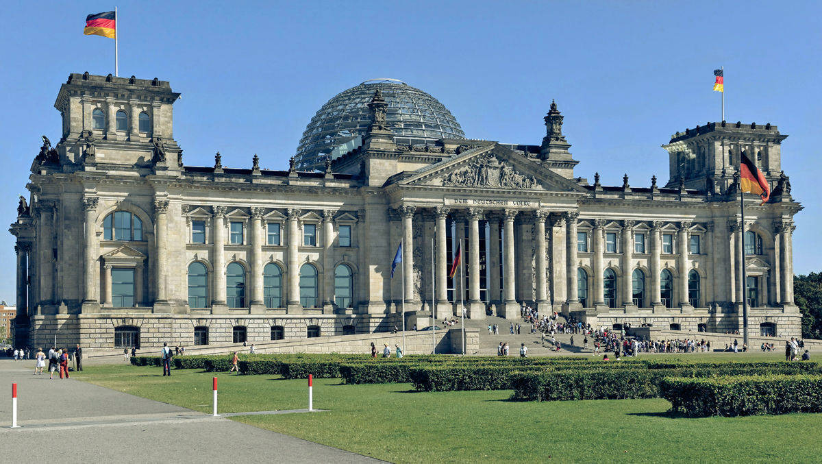 Deutscher Bundestag: Im politischen Berlin ist man wegen des Hackerangriffs alarmiert.