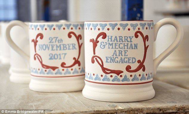 Harry heiratet Meghan im Frühjahr - schon gibt's Fan-Becher.
